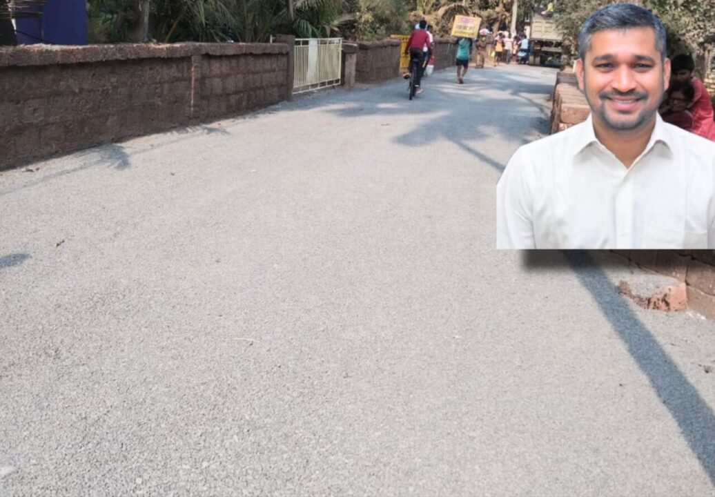 वायरी येथील रस्त्याची पालिकेमार्फत डागडुजी ; नगरसेवक तपस्वी मयेकर यांचा पाठपुरावा