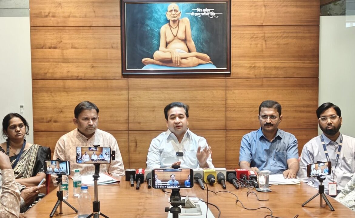 सिंधुदुर्गात दर तीन महिन्यांनी आरोग्य शिबिरे घेणार : ना. नितेश राणे यांची घोषणा