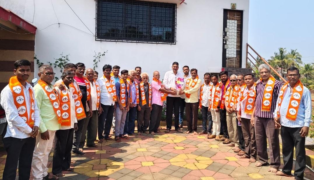 आ. निलेश राणे यांच्या विकास कार्यावर प्रेरित होऊन गोळवण परबवाडी येथील ग्रामस्थांचा शिवसेनेत प्रवेश