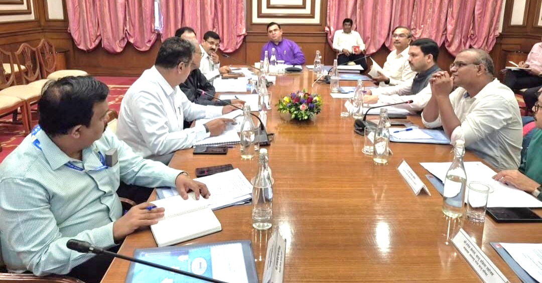 व्हिएतनाम व कंबोडियातील काजू प्रक्रिया उद्योगांचा अभ्यास करून अत्याधुनिक स्वयंचलित काजू प्रक्रिया उद्योग उभे करणार