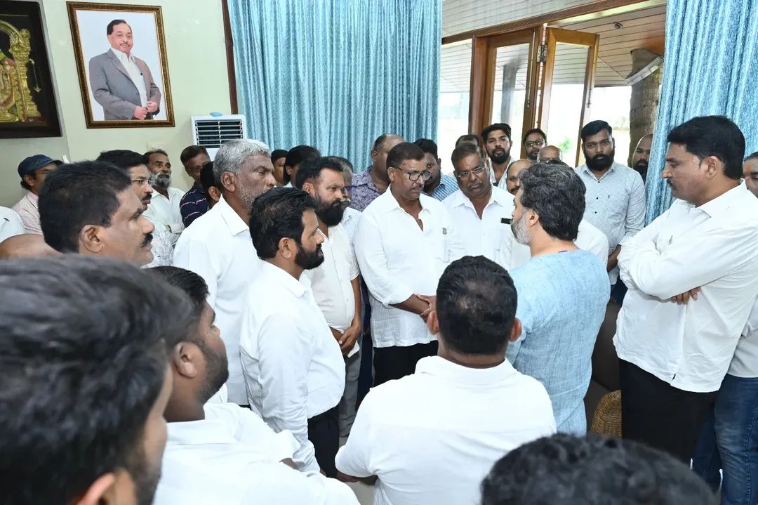 मच्छीमार बांधव आमदार निलेश राणे यांच्या भेटीला ; मत्स्य व्यवसायासाठी पुरवठा होणाऱ्या डिझेल प्रतिपूर्ती दरवाढीबाबत निवेदन