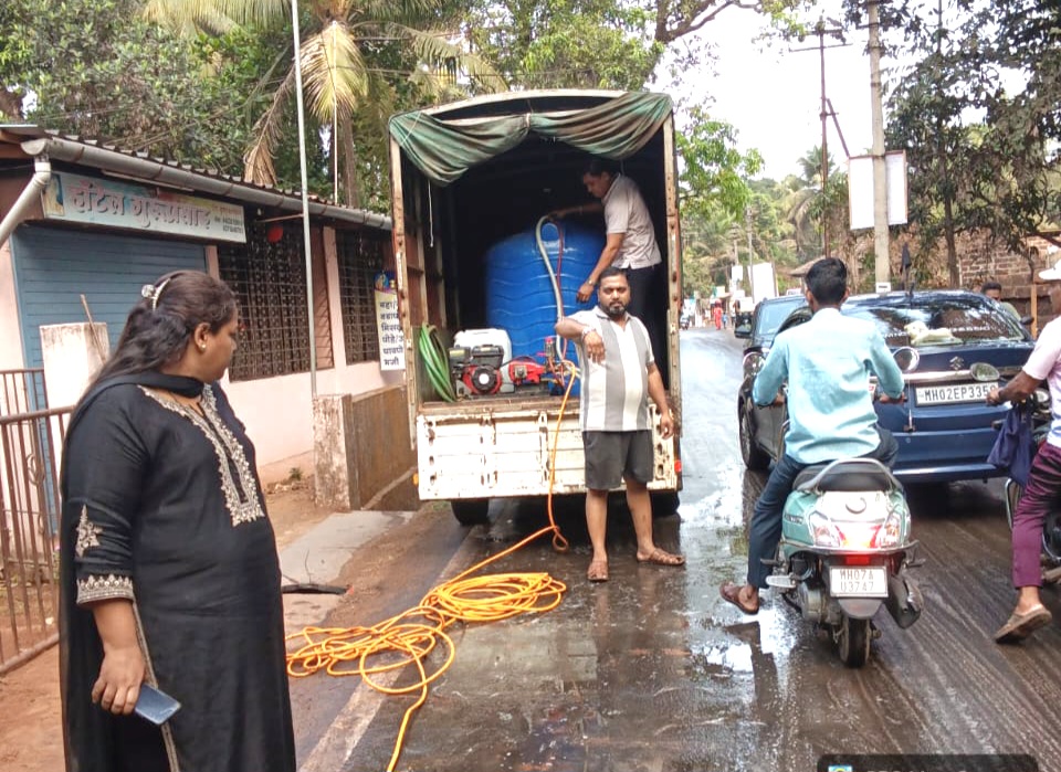मालवणात अवकाळी पावसाने रस्ते बनले धोकादायक ; आरोग्य सभापतींची तत्परता