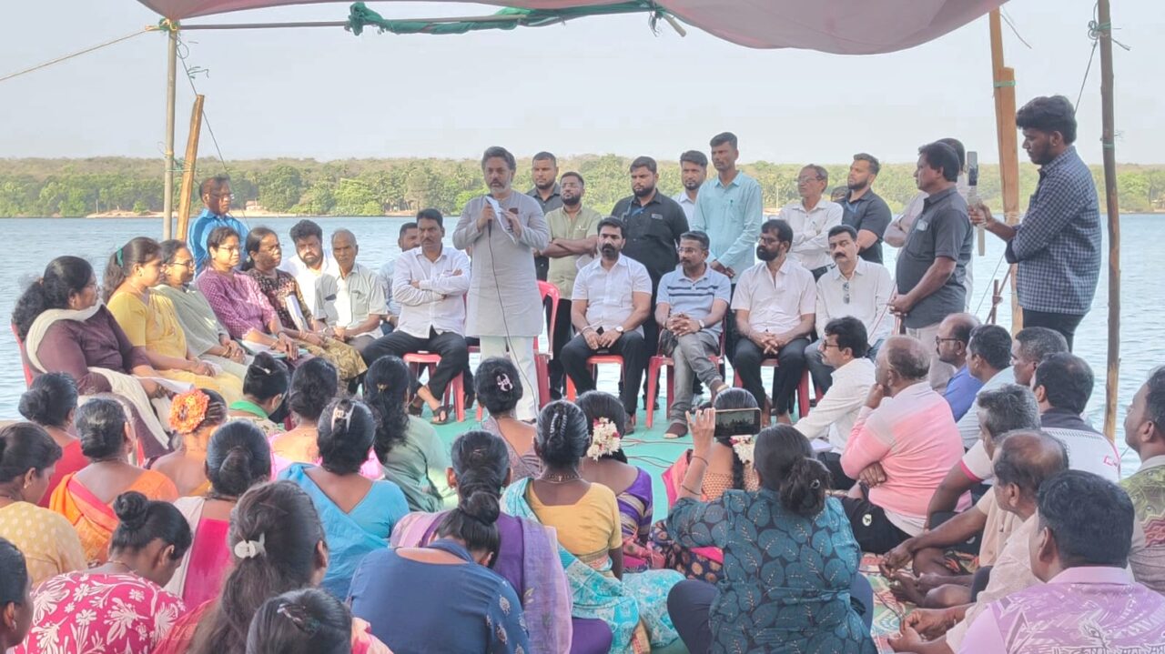 आ. निलेश राणेंची यशस्वी मध्यस्थी : तळाशीलवासीयांचे आंदोलन नवव्या दिवशी मागे