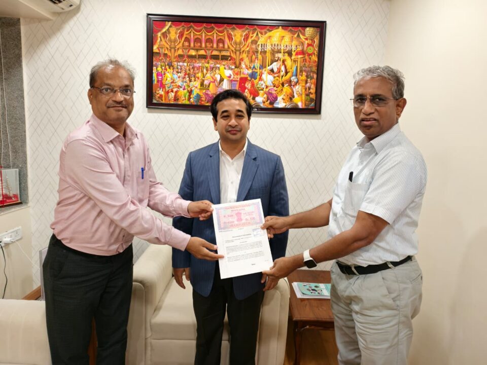 सिंधुदुर्ग जिल्हा परिषद इमारतींवर सौरऊर्जेचा प्रकाश ; महाराष्ट्रातील नाविन्यपूर्ण उपक्रम