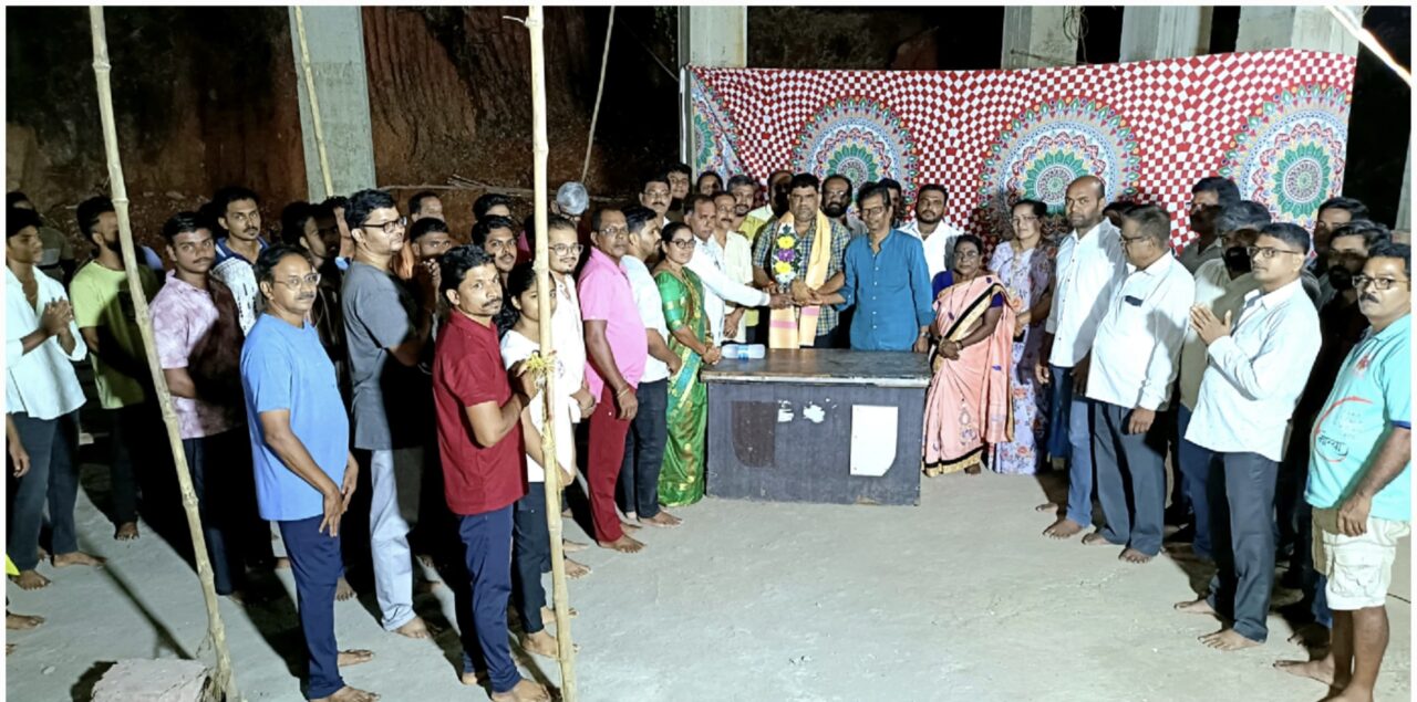 आडारी येथे सभामंडपासाठी माजी आ. वैभव नाईक यांच्या माध्यमातून २० लाखाचा निधी