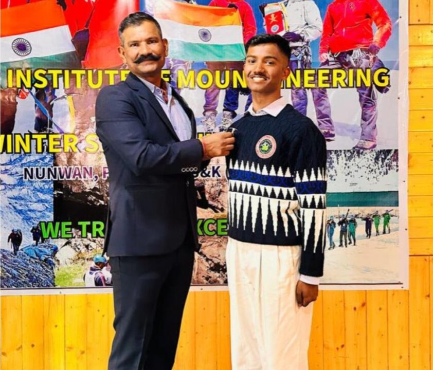 तारकर्लीच्या जय निलेश मिठबावकरचे पर्वतारोहणात उल्लेखनीय यश