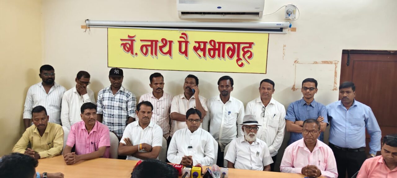 जात विचारून तरुणाला मारहाण, आरोपींना अटक करा, अन्यथा देवगड पोलीस ठाण्यावर आक्रोश मोर्चा काढणार