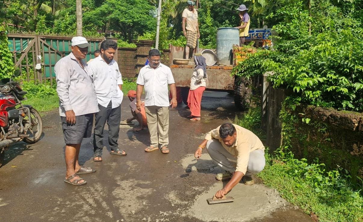 गणेशोत्सवापूर्वी मालवणचे रस्ते खड्डेमुक्त करण्यासाठी नगरपरिषदेचे प्रयत्न